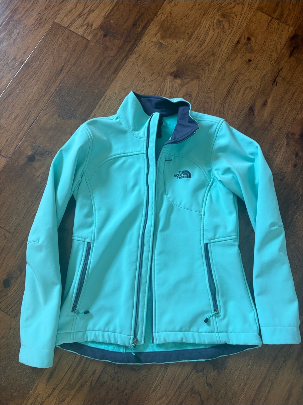 The North Face Women's Minty blue Softshell Jacket